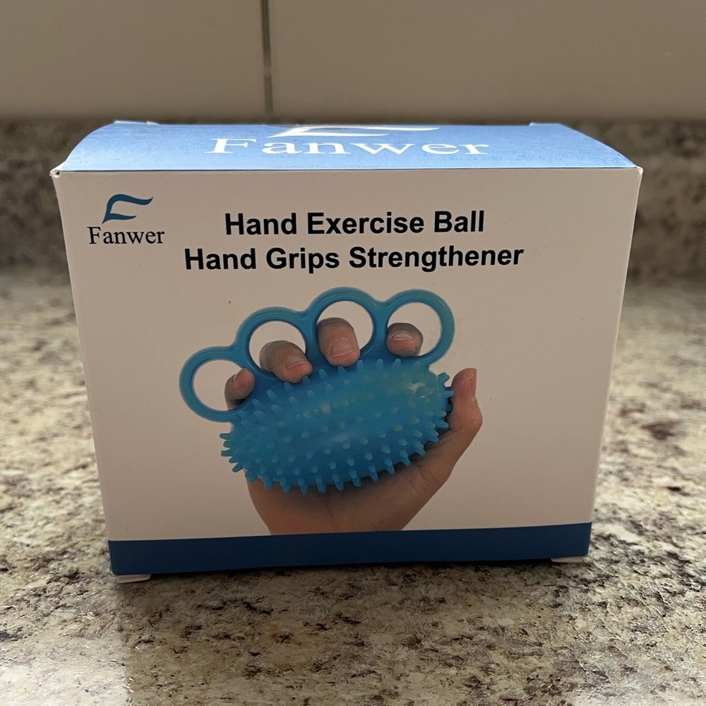 Fanwer Blue Hand Exercise Ball Hand Grips Strengthener